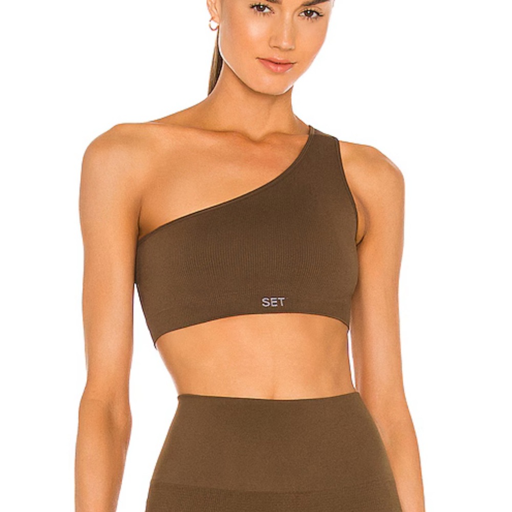 *NEW WITH TAGS* SET Active Ribbed One-Shoulder (Havana Size Medium)